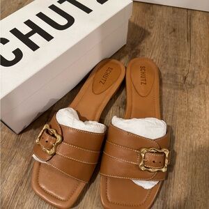 SCHUTZ Wavy Flat Sandal size 11 in brown leather